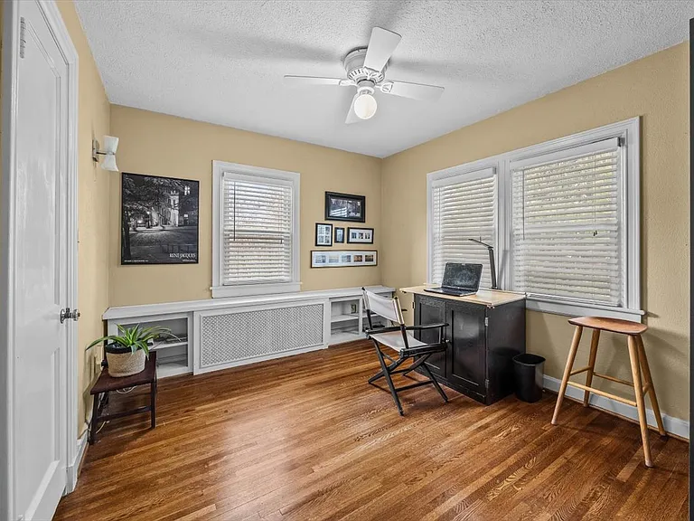 932 Woodrow Ave — Photo 28