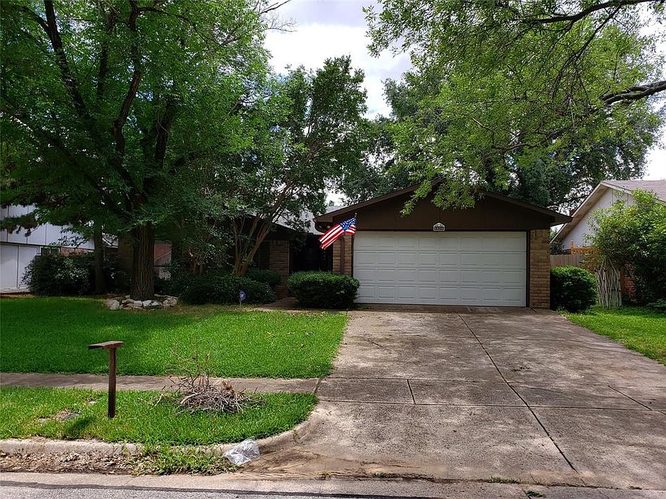 1st image of 6804 Forestview Dr