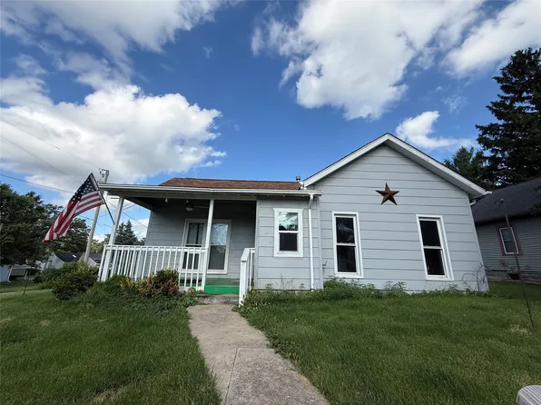 1603 10th St, Eldora, IA 50627