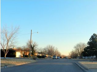 2318 Melencamp Ave, Dodge City, KS 67801