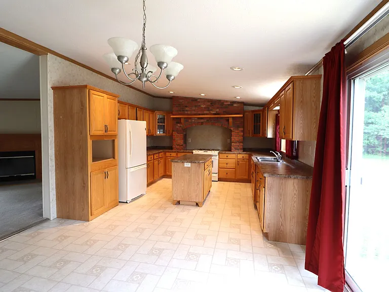 14 Meadowview Dr — Photo 11
