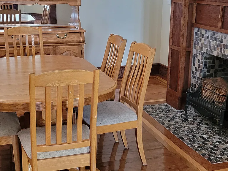 611 Kelton Ave — Photo 15