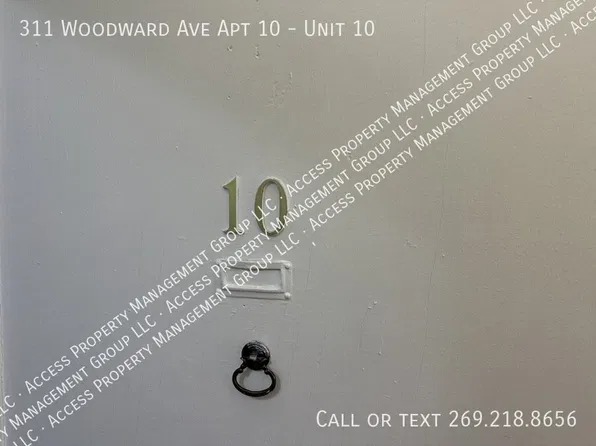 311 Woodward Ave APT 10, Kalamazoo, MI 49007