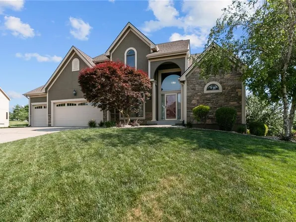 4615 NE 104th St, Kansas City, MO 64156