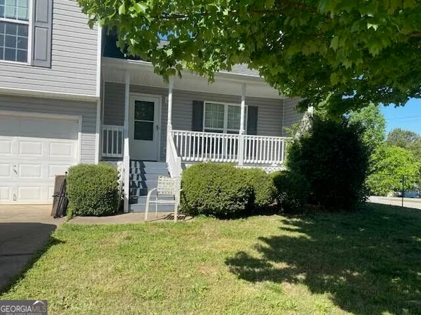 1017 Ivy Hills Ln, Mount Airy, GA 30563