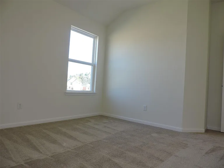 1122 Epworth Ct — Photo 29