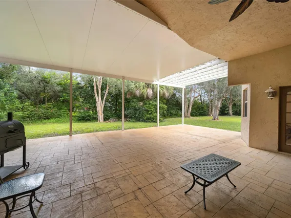 12101 NW 27th Street, Plantation, FL 33323