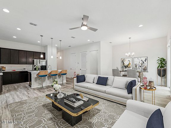 3rd image of 7832 DRIGGERS Street