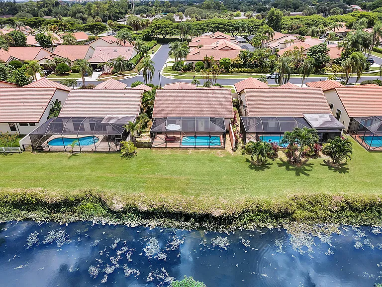 7747 Villa Nova Dr — Photo 45