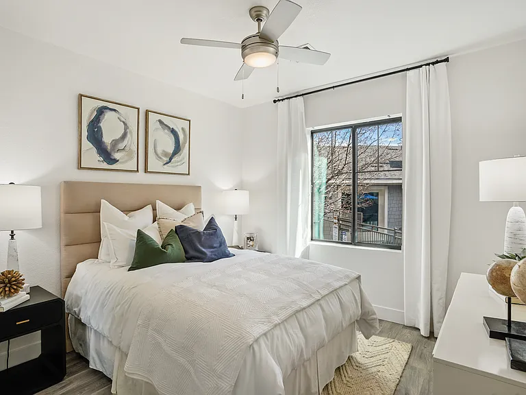 Elevation — Photo 22