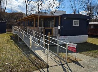 216 Brookside Dr, Middletown, PA 17057