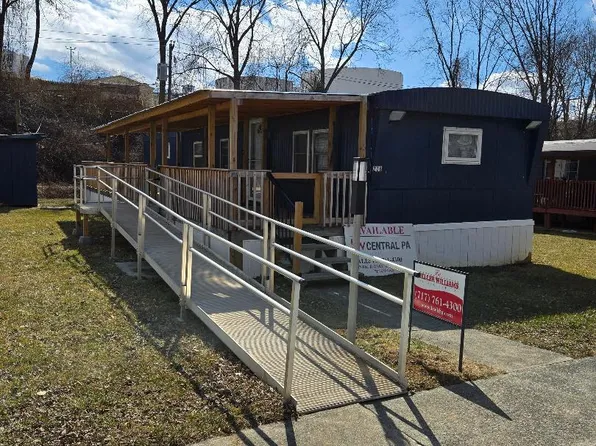 216 Brookside Dr, Middletown, PA 17057