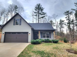 105 Water Leaf Dr, Weaverville, NC 28787