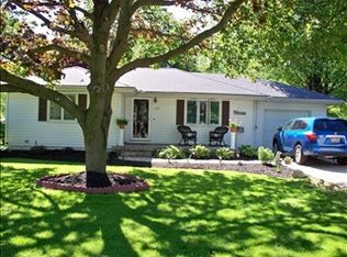 1119 Mudbrook Rd, Huron, OH 44839