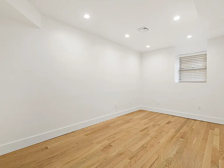 102 Ogden Ave #103R — Photo 21
