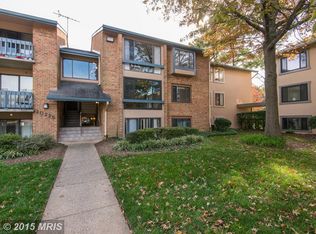 10225 Valentino Dr APT 7211, Oakton, VA 22124