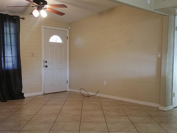4th image of 1625 E Kelton Ln