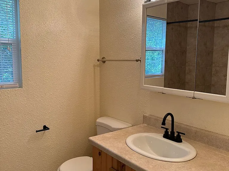 623 Terry Ave — Photo 8