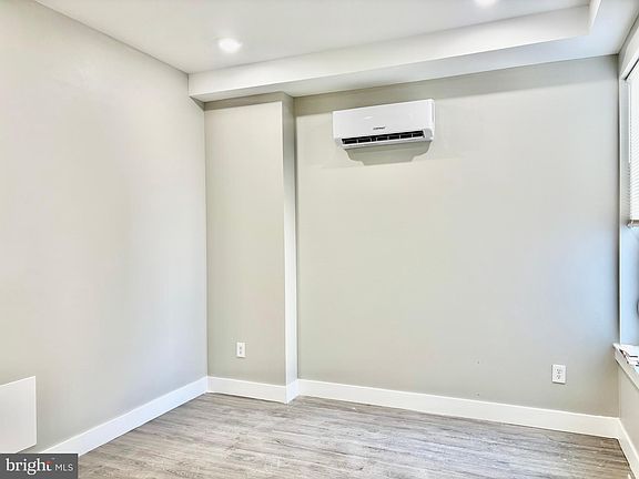 5th image of 5423 Baltimore Ave #3
