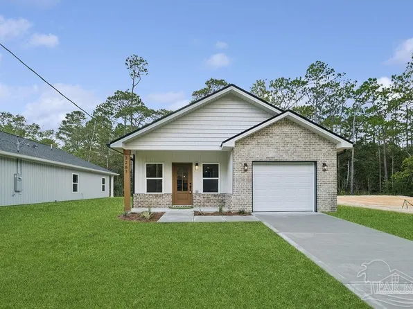3261 Glade Dr, Milton, FL 32570