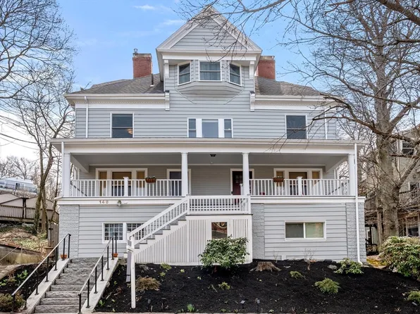 146 Winthrop Rd #B, Brookline, MA 02445