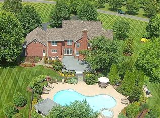22606 Hillside Cir, Leesburg, VA 20175