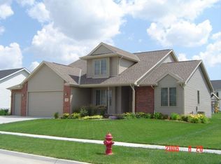 8110 McBride Ave, Lincoln, NE 68516