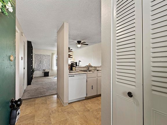 3rd image of 1705 Heatheridge Rd #C-204