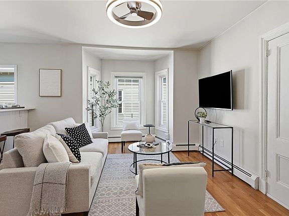 2nd image of 179 Transit St #2