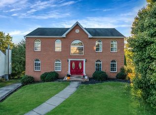 232 Carriage Blvd, Pittsburgh, PA 15239