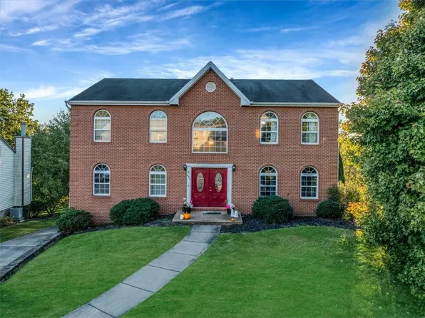 232 Carriage Blvd, Pittsburgh, PA 15239