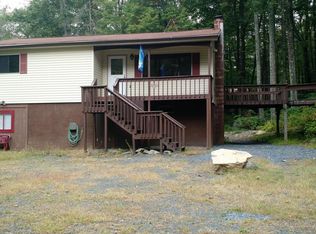2153 Gravel Rd, Canadensis, PA 18325
