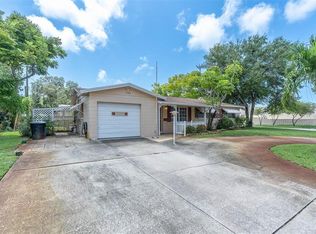 1798 Devonshire Dr N, Saint Petersburg, FL 33710