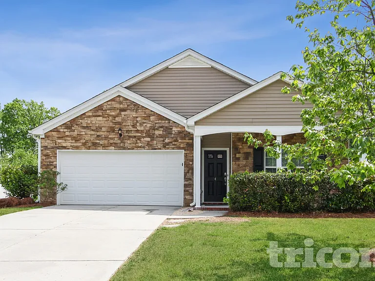 4 Cliffview Ct — Photo 1