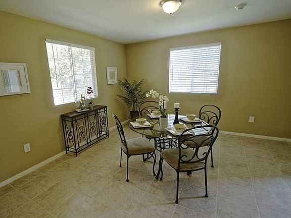 3rd image of 3309 E Point Cedar Dr