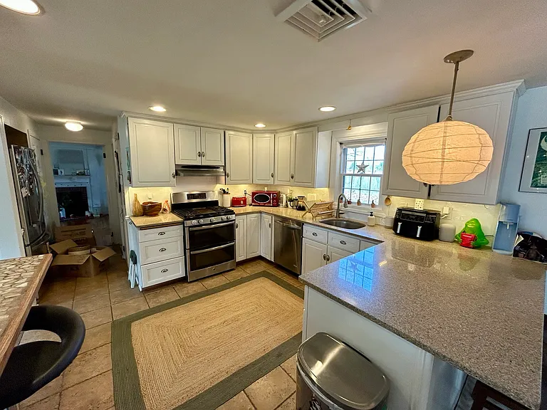 210 Lincoln Ave — Photo 41