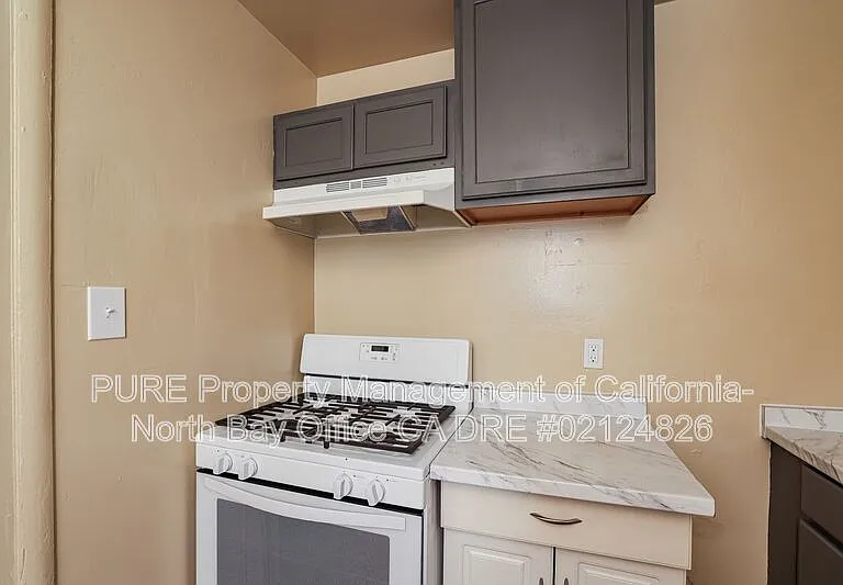 314 Cooper Ln — Photo 3