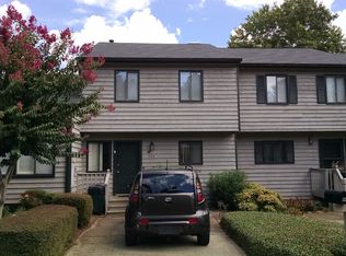 524 Gardenia Ln, Marietta, GA 30068