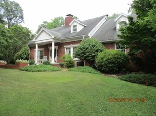 945 Pine Gate Rd, Evansville, IN 47725