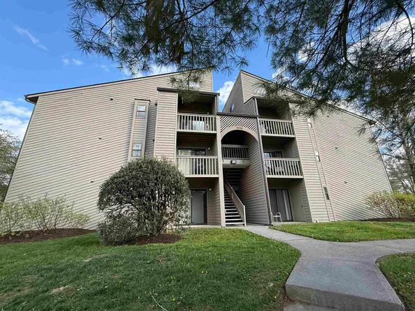 1404 University City Blvd APT D, Blacksburg, VA 24060