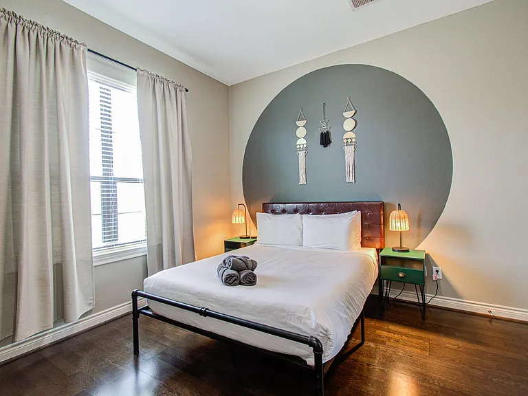 4001 Dallas St #A — Photo 17
