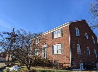 2025 5th St S APT 3, Arlington, VA 22204