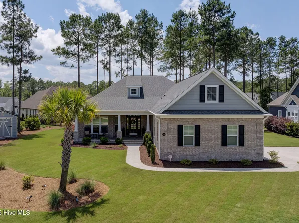 8561 Pine Nut Drive NE, Leland, NC 28451