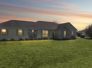 10 Farmbrook Dr, Fort Mitchell, AL 36856