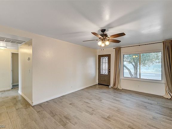5th image of 209 Oakford St