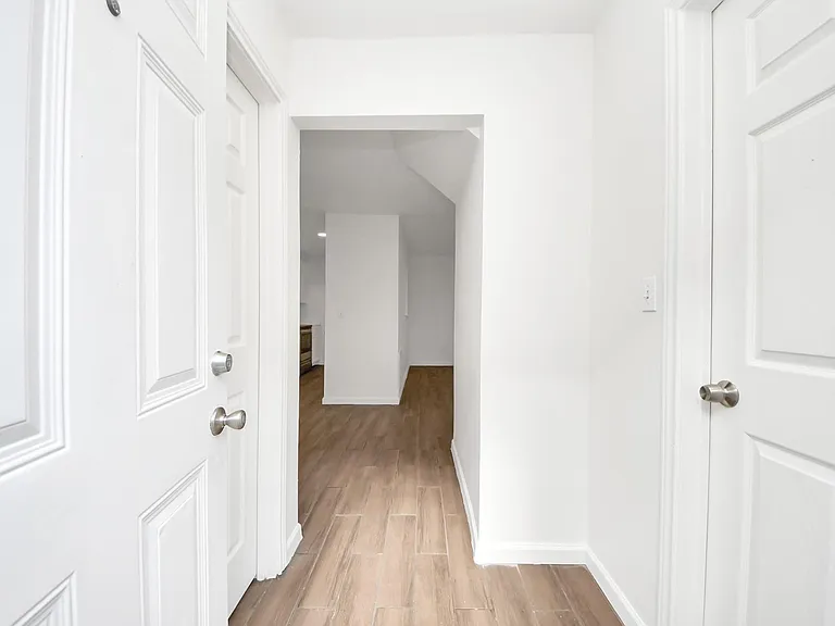 12068 Beechnut St #C — Photo 22