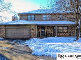 15209 Castelar Cir, Omaha, NE 68144