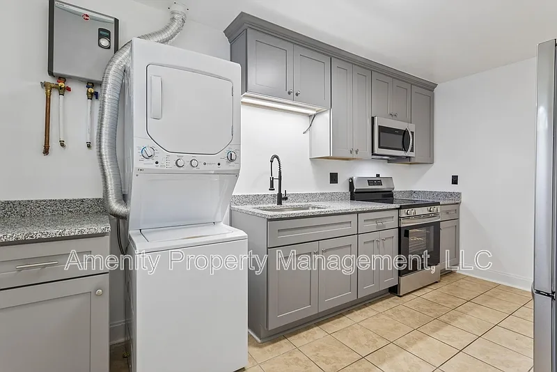 2 bed, 1.0 bath, 715 sqft, $1,400 — Photo 4