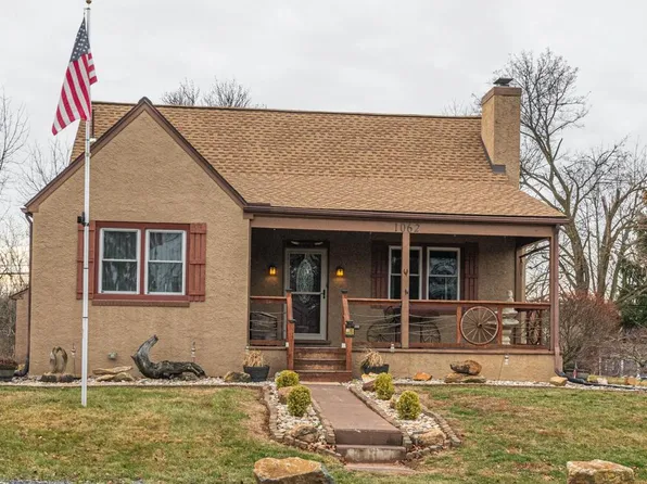 1062 W Meadowbrook Rd, Pottstown, PA 19465