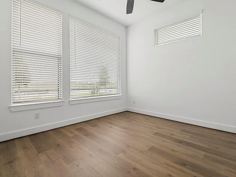 1824 Drover Ln — Photo 14